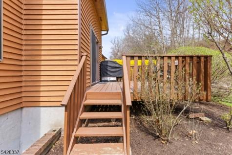 25 Flintlock Terrace Rockaway NJ 07866