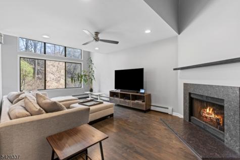 25 Flintlock Terrace Rockaway NJ 07866
