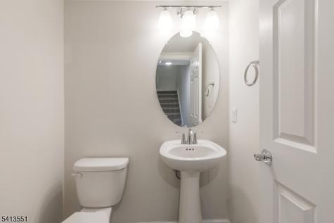 17 Gala Court Livingston NJ 07039