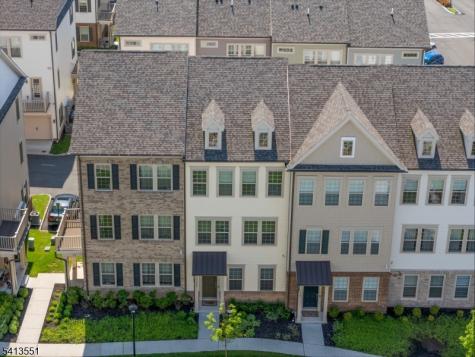 17 Gala Court Livingston NJ 07039