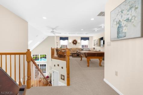 1 Westgate Drive Clinton NJ 08801