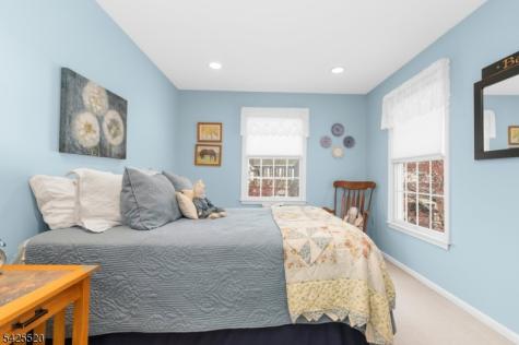 1 Westgate Drive Clinton NJ 08801