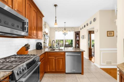 1 Westgate Drive Clinton NJ 08801