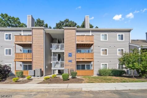 9207 Tamarron Drive Plainsboro NJ 08536