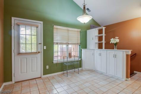 5616 Tudor Drive Pequannock NJ 07444