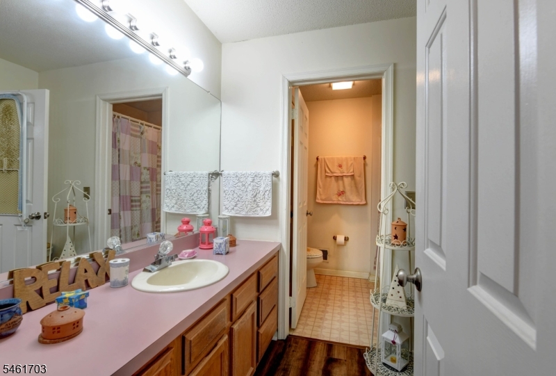 39 Ridgeview Terrace Jefferson NJ 07438