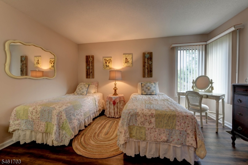 39 Ridgeview Terrace Jefferson NJ 07438