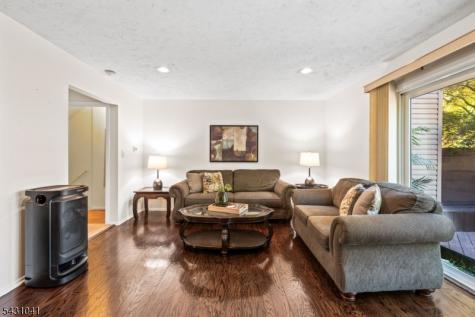 489 Brookside Lane Hillsborough NJ 08844