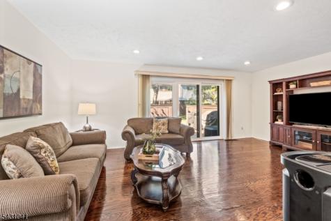 489 Brookside Lane Hillsborough NJ 08844