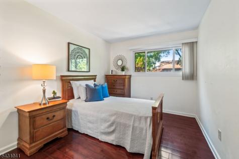 489 Brookside Lane Hillsborough NJ 08844