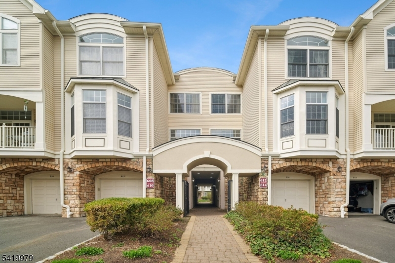 614 Turlington Court Livingston NJ 07039