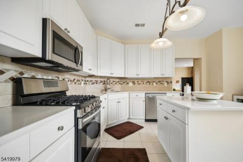 614 Turlington Court Livingston NJ 07039