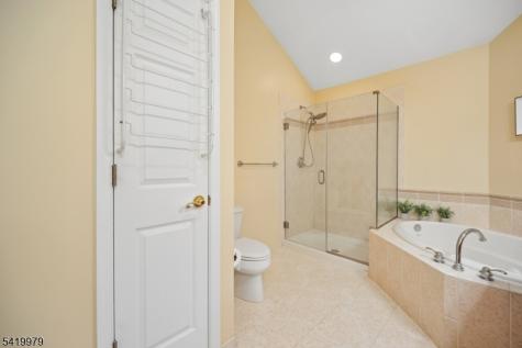 614 Turlington Court Livingston NJ 07039
