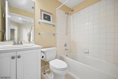 614 Turlington Court Livingston NJ 07039