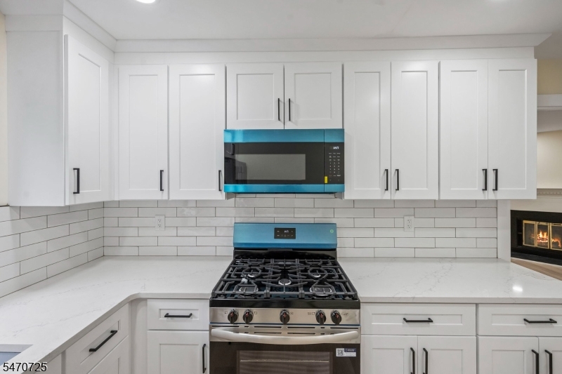 2332 Old Stone Mill Drive East Windsor NJ 08512