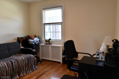 35 Elmwood Terrace Elmwood Park NJ 07407