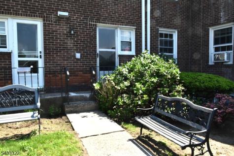 35 Elmwood Terrace Elmwood Park NJ 07407