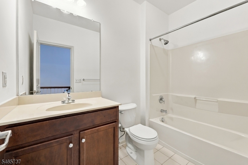 305 Waterview Court Hanover NJ 07927