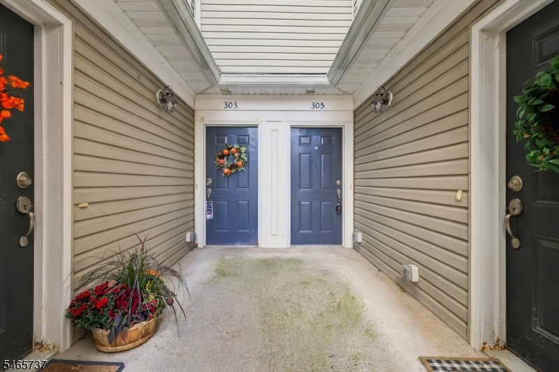 305 Waterview Court Hanover NJ 07927