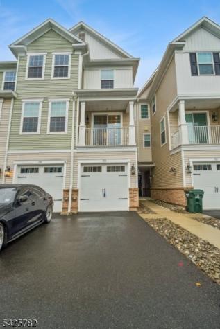 723 Station Road Dunellen NJ 08812