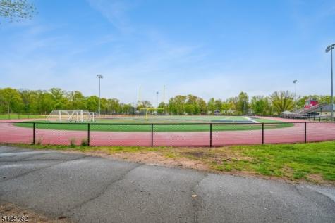 723 Station Road Dunellen NJ 08812