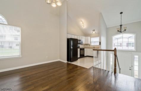 12 Oak Point Drive Hamburg NJ 07419