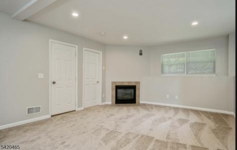 12 Oak Point Drive Hamburg NJ 07419