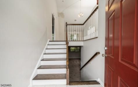 12 Oak Point Drive Hamburg NJ 07419