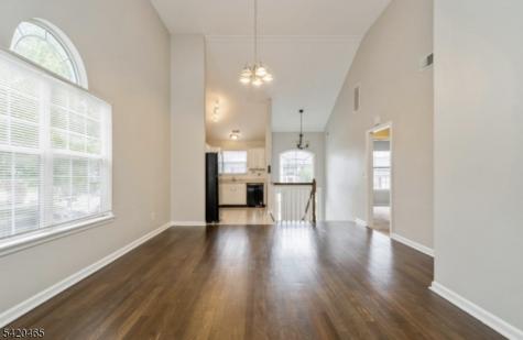 12 Oak Point Drive Hamburg NJ 07419