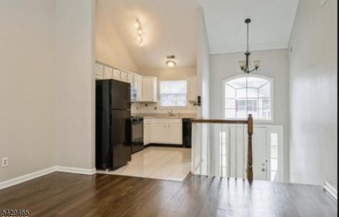 12 Oak Point Drive Hamburg NJ 07419