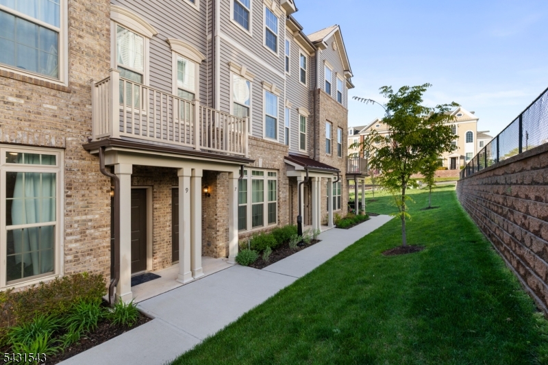 9 Arnold Drive Wood-ridge NJ 07075