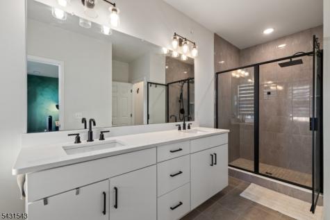 9 Arnold Drive Wood-ridge NJ 07075