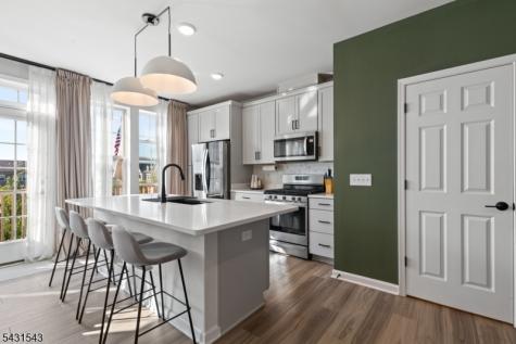 9 Arnold Drive Wood-ridge NJ 07075