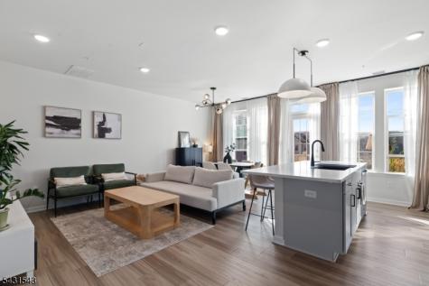 9 Arnold Drive Wood-ridge NJ 07075