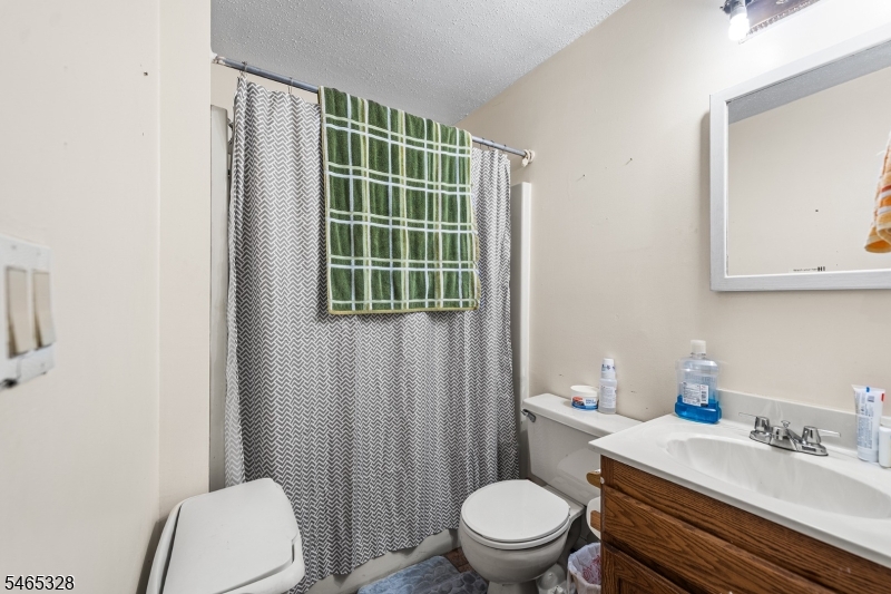 41 Normandy Place Irvington NJ 07111