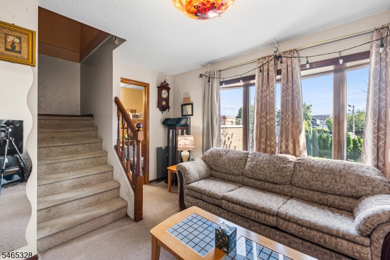 41 Normandy Place Irvington NJ 07111
