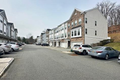 308 Parkview Lane Rockaway NJ 07866