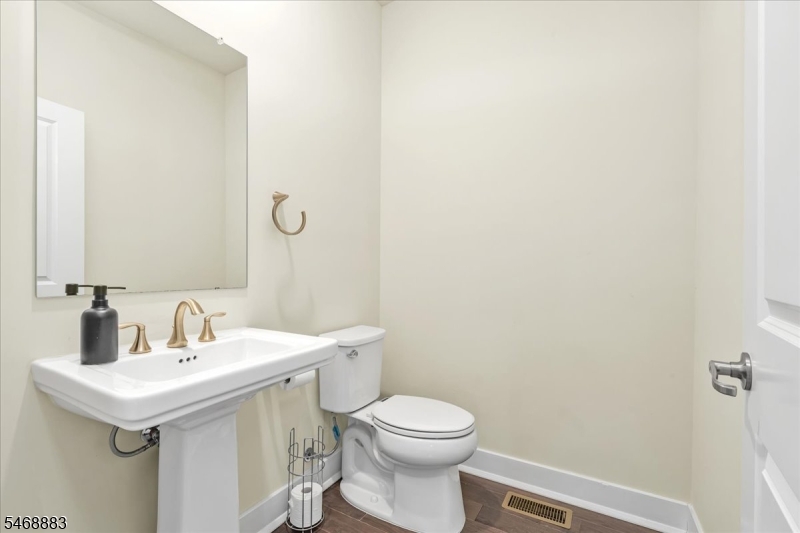 1104 Churchill Circle Branchburg NJ 08876