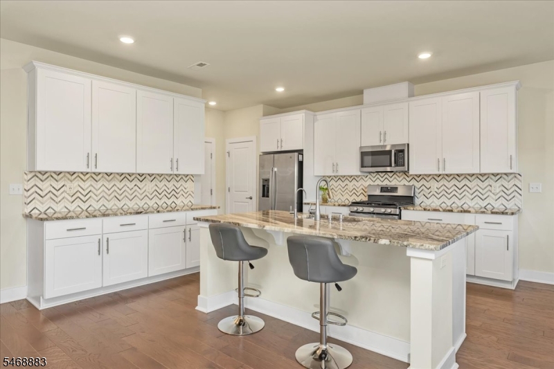 1104 Churchill Circle Branchburg NJ 08876
