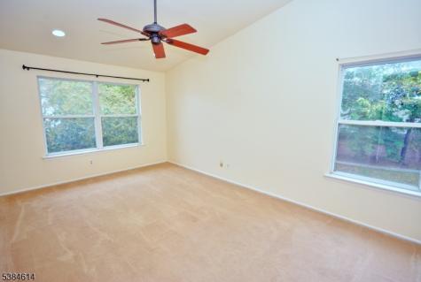125 Exeter Court Piscataway NJ 08854