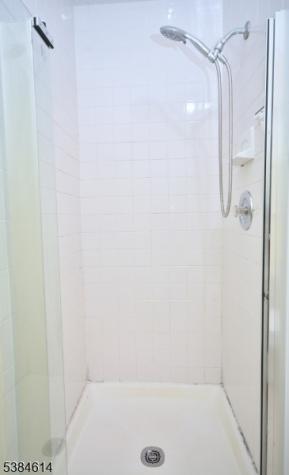 125 Exeter Court Piscataway NJ 08854