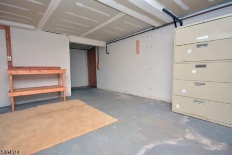 125 Exeter Court Piscataway NJ 08854