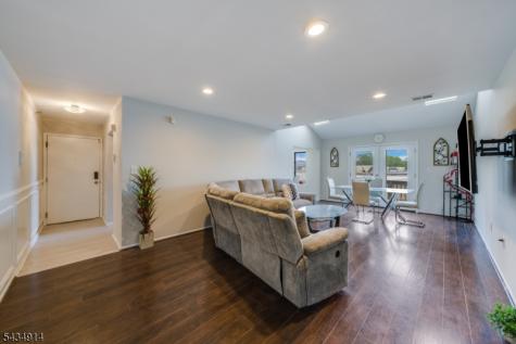 116 Peach Street Woodbridge NJ 07001