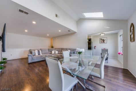 116 Peach Street Woodbridge NJ 07001