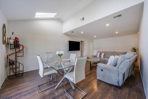 116 Peach Street Woodbridge NJ 07001