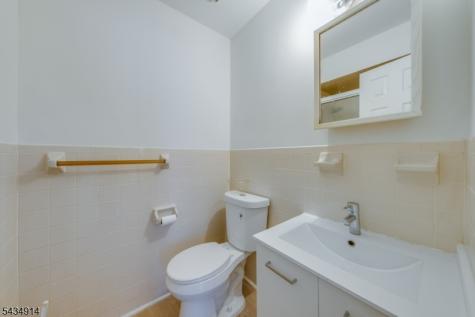 116 Peach Street Woodbridge NJ 07001