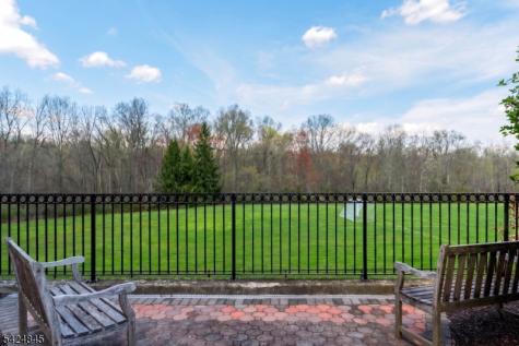 81 Park Edge Berkeley Heights NJ 07922