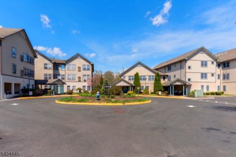 81 Park Edge Berkeley Heights NJ 07922
