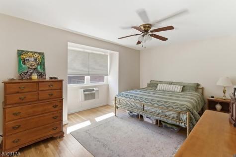 16 Deanna Drive Hillsborough NJ 08844