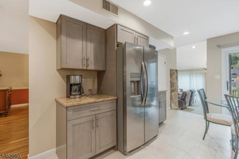 14 Carla Court Morristown NJ 07960